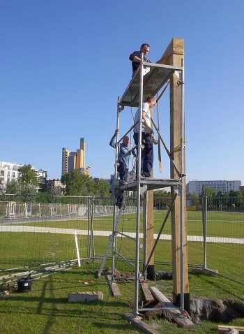 Park am Gleisdreieck Aufbau Schaukeln