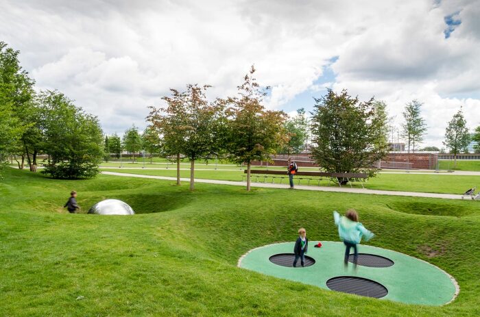 hafencity lohsepark trampolin